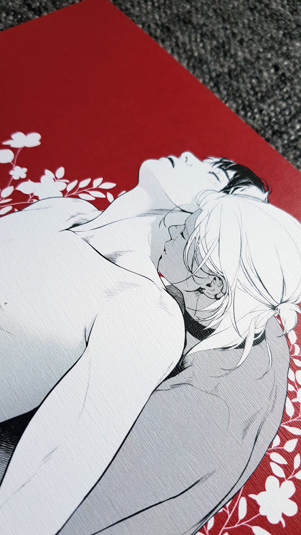 PRINT Kiss the neck