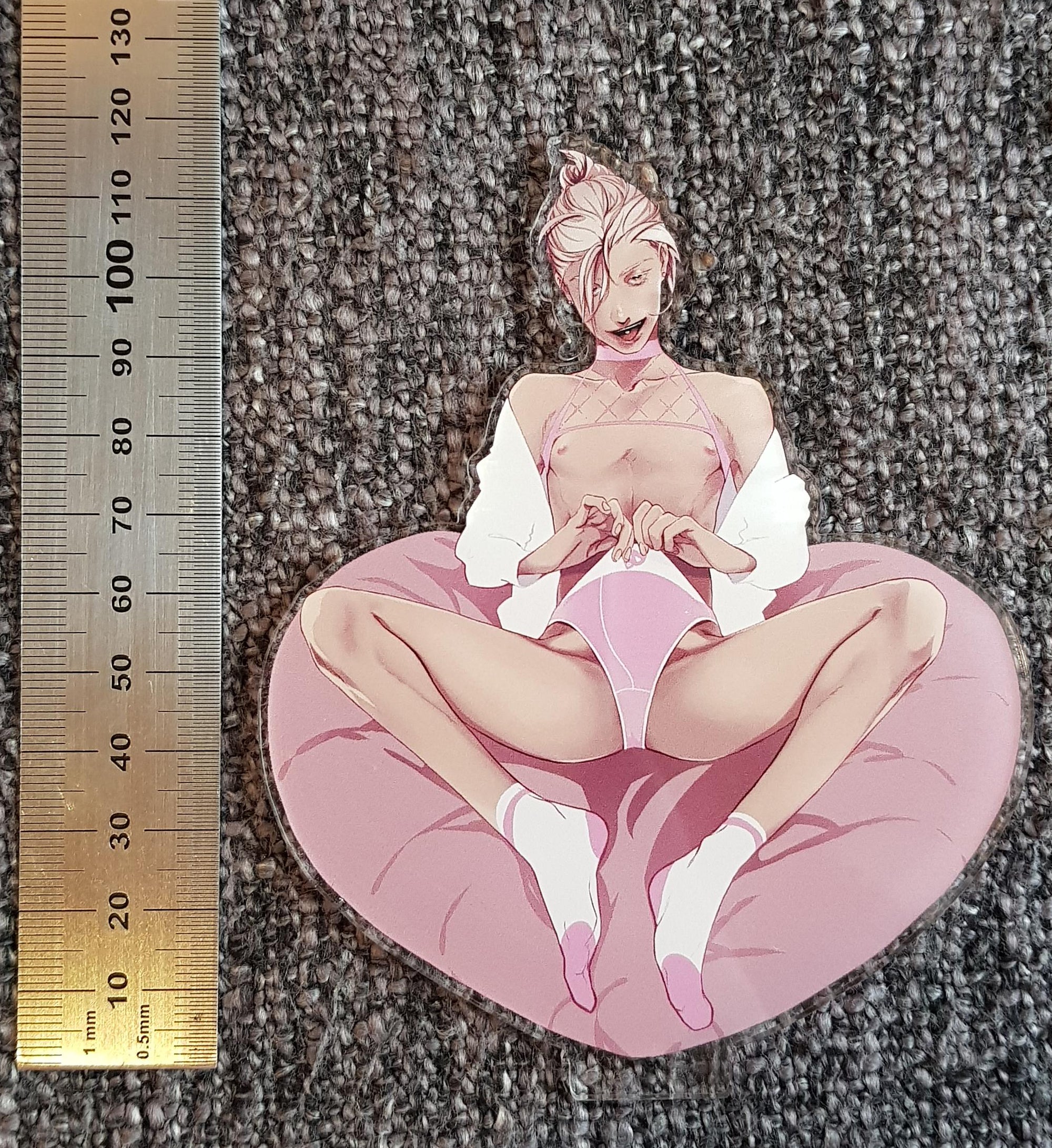 STANDEE - Valentine Sunao - EDIllustration